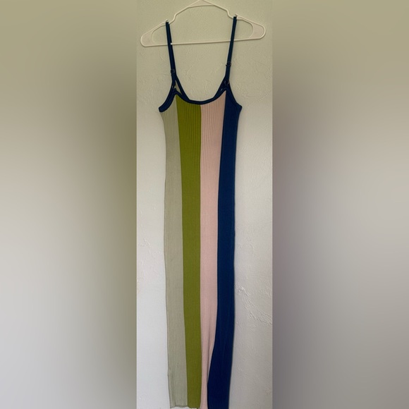 CIDER | Multi-Colored Fitted Maxi Dress - Picture 5 of 5